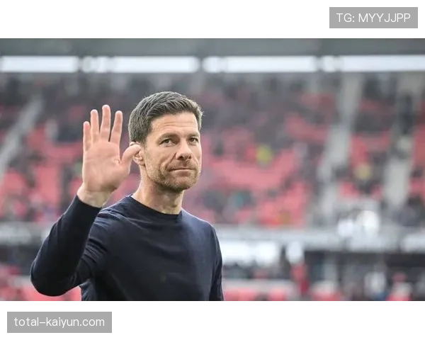 赫迪拉称阿隆索与穆帅瓜帅安帅同一水平,未来会回皇马执教